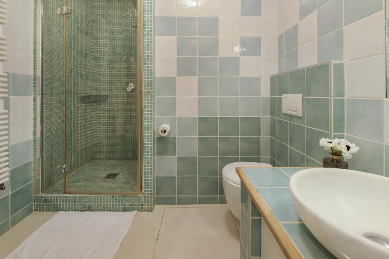 Palais Miramar - Suite Blue Room - Vue Mer -Croisette Emplacement Unique - 20M Plage - Wifi - Clim คานส์ ภายนอก รูปภาพ